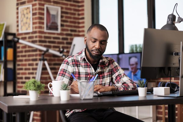 Contrat freelance IT: quels sont les différents types ?